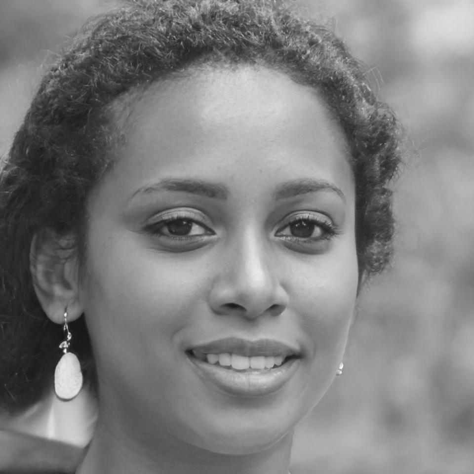 Zsófia Varga, Finanzialdozentin bei celestivia